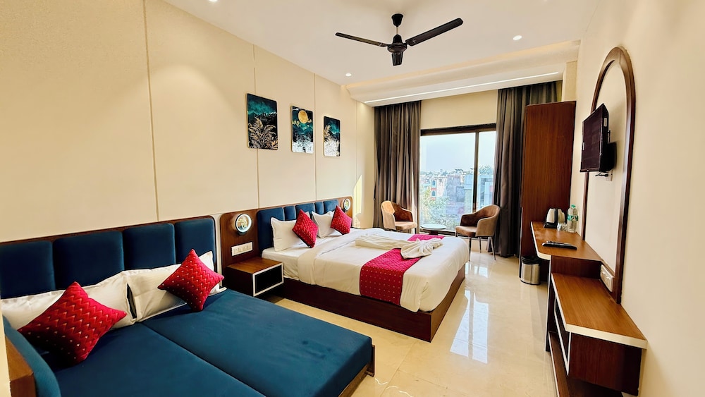 Hotel Mantri Ji