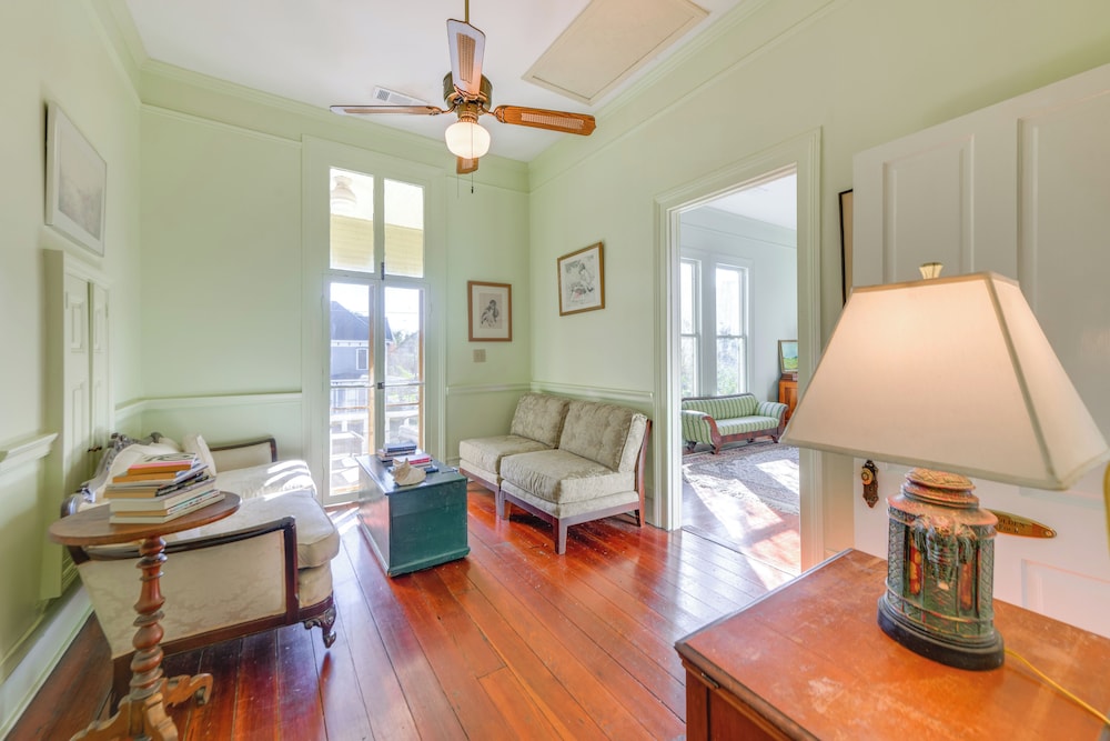 Ornate Victorian Home w/ Courtyard & Fire Pit!