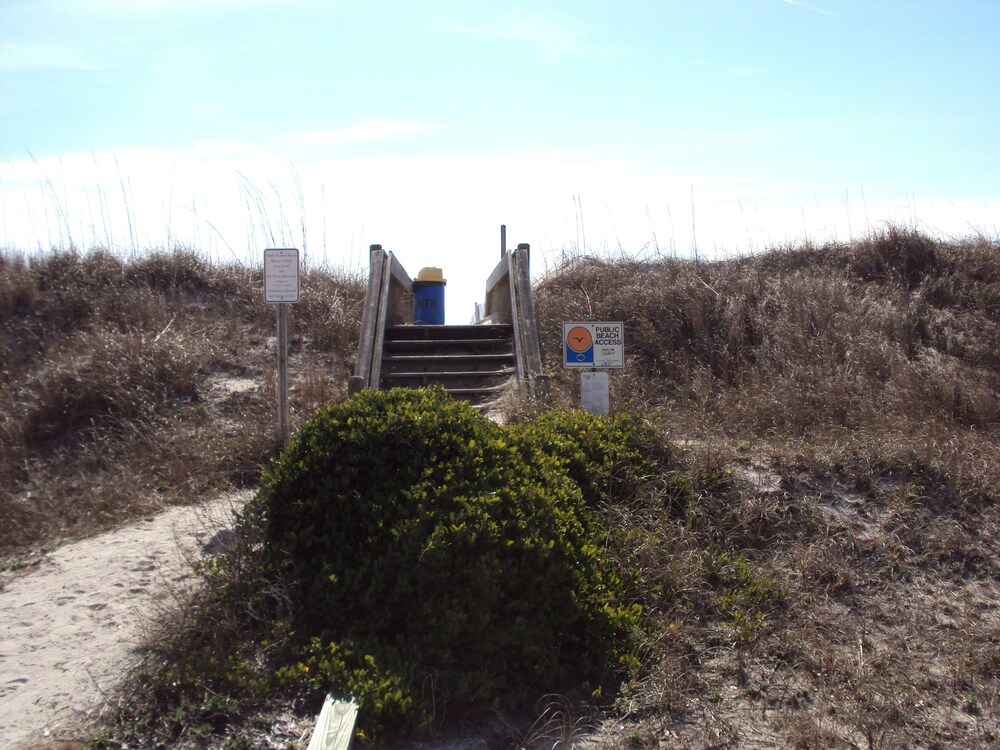 Sunset Bay by Topsail Realty
