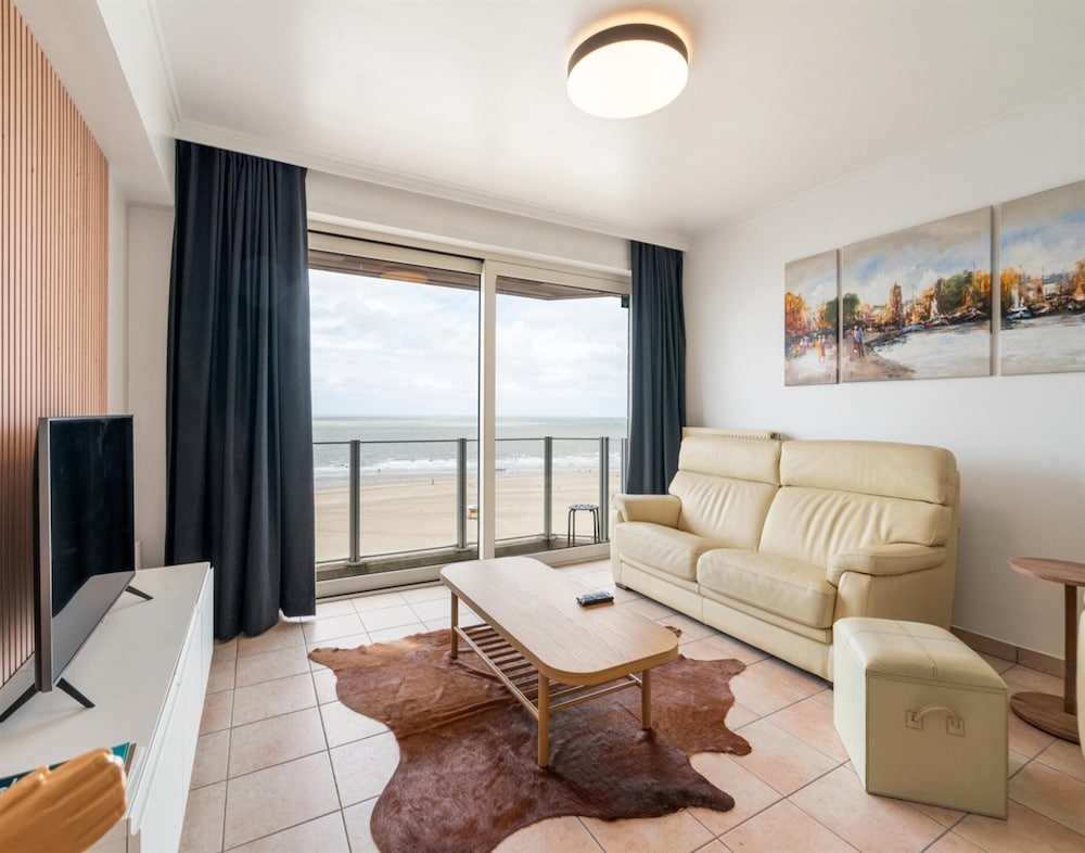 Flat in Knokke With Pier and Sea Views