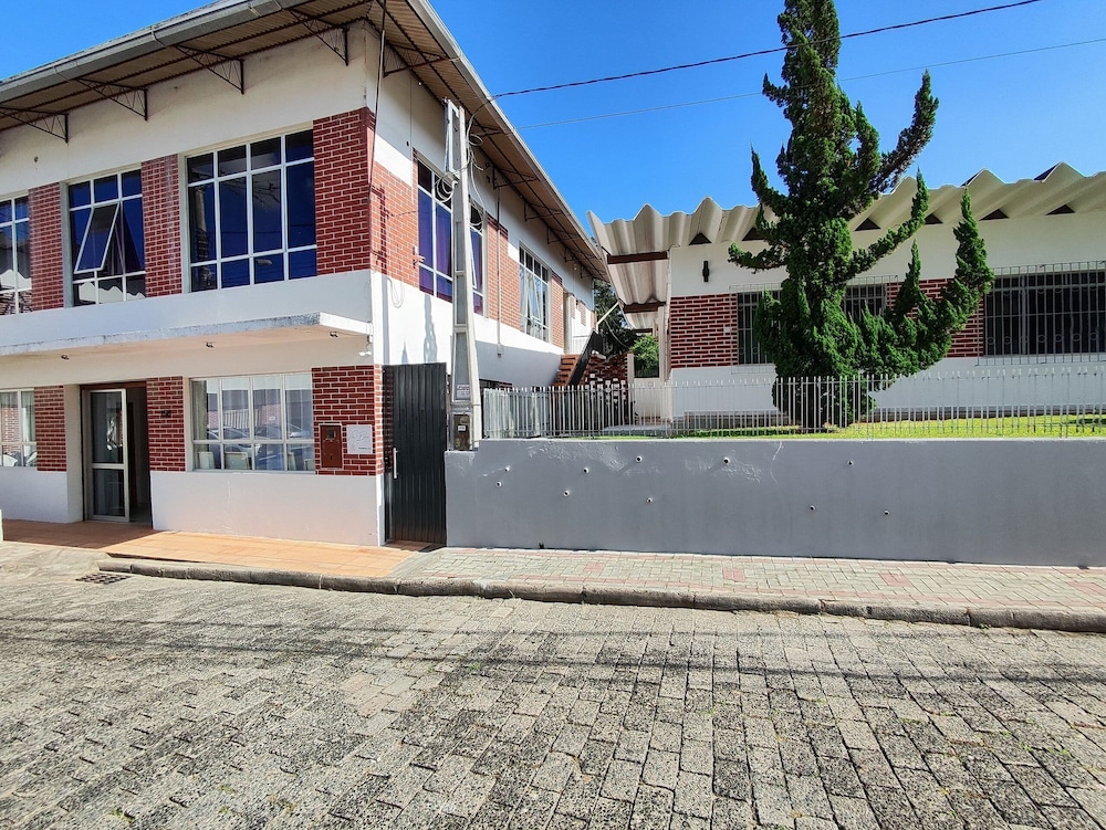 VILLA BILAC 09