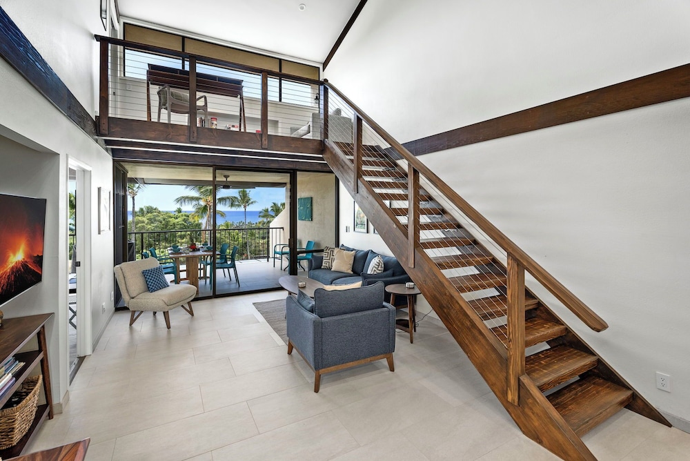 Fully Air-conditioned - Updated Top Floor Including Loft - Ocean Views - Vrkcv
