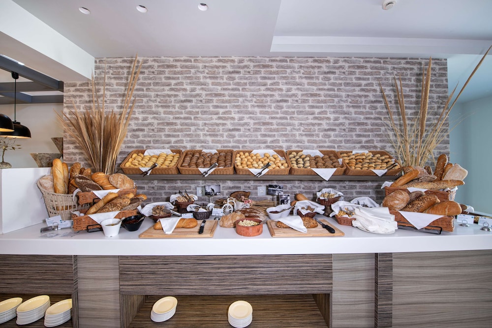 Anemos Luxury Grand Resort