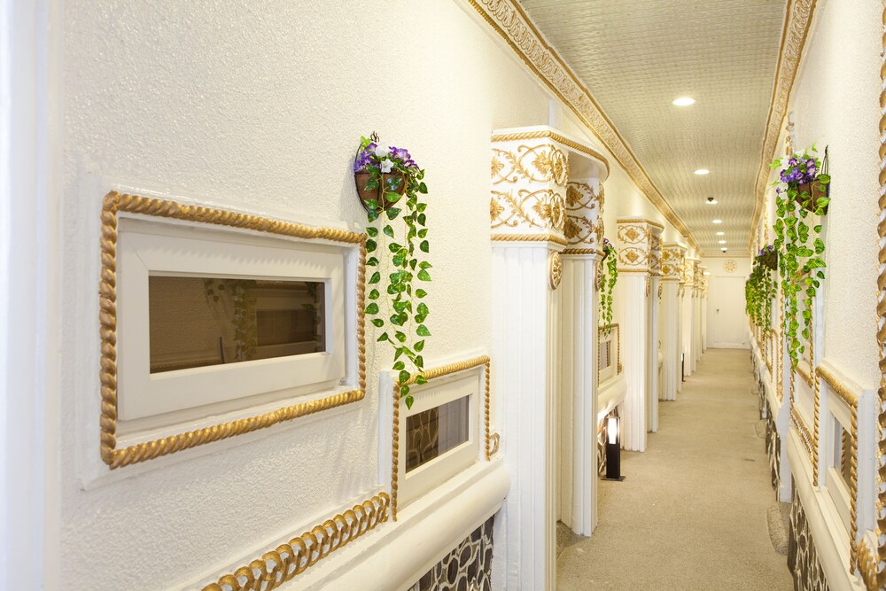 Olle Hotel