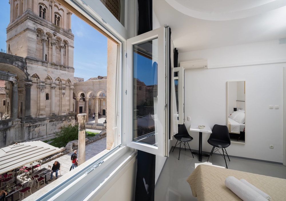 PLR Accommodation