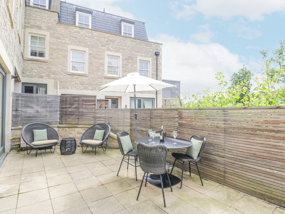 35 Hope Place