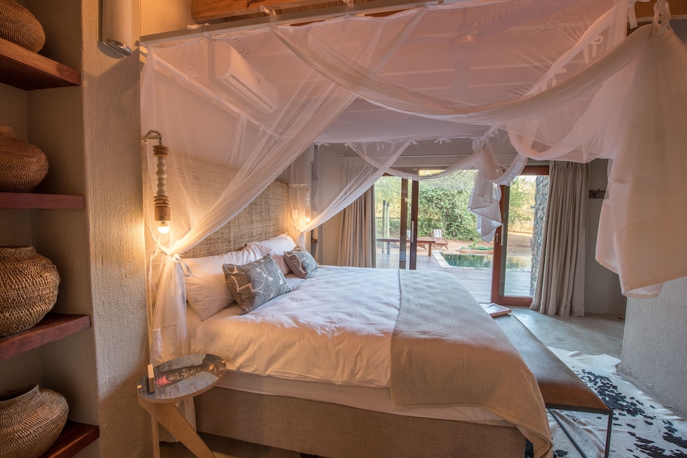 eKhaya Bush Villa