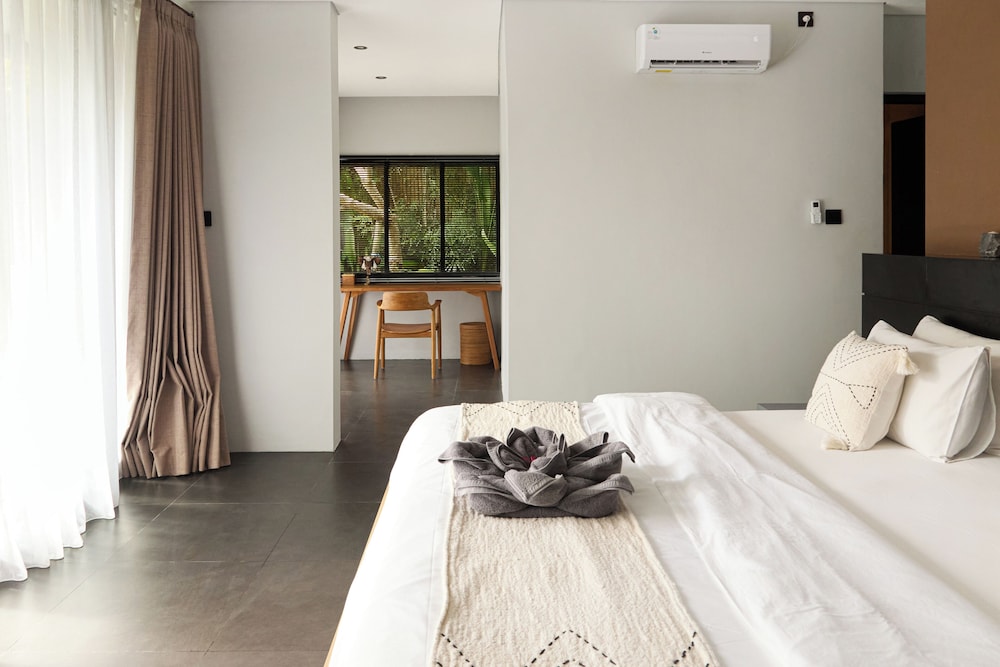 Villa Savaya Canggu Batu Bolong