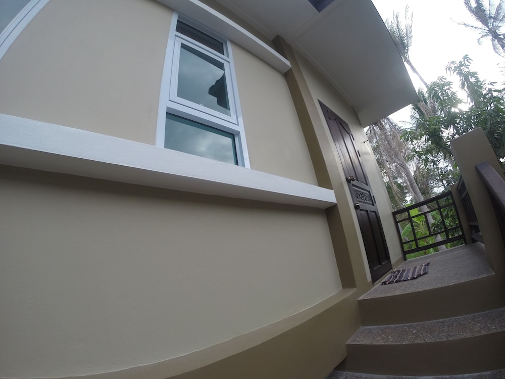 Moon Beach Resort
