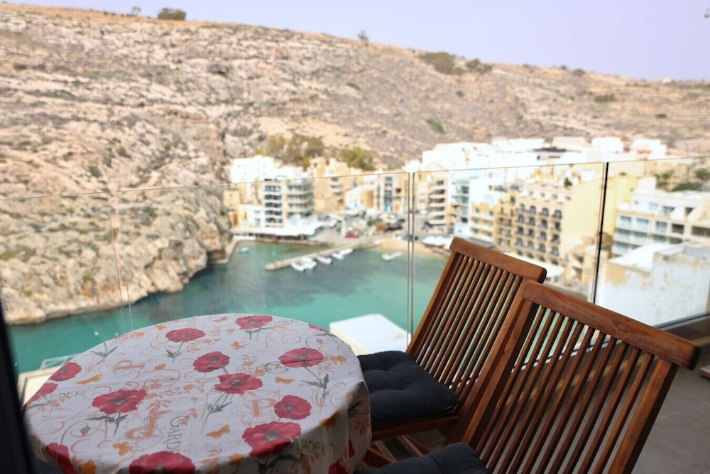Gozo Coastal Escape Apartment Sea Views in Xlendi