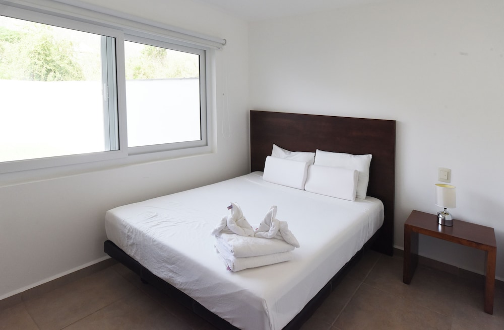 9 Bahias Condos - Property Image 19