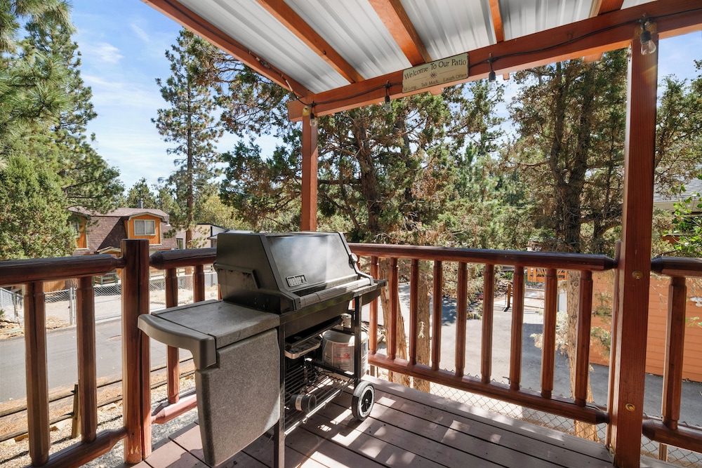 Sugarbear Cabin