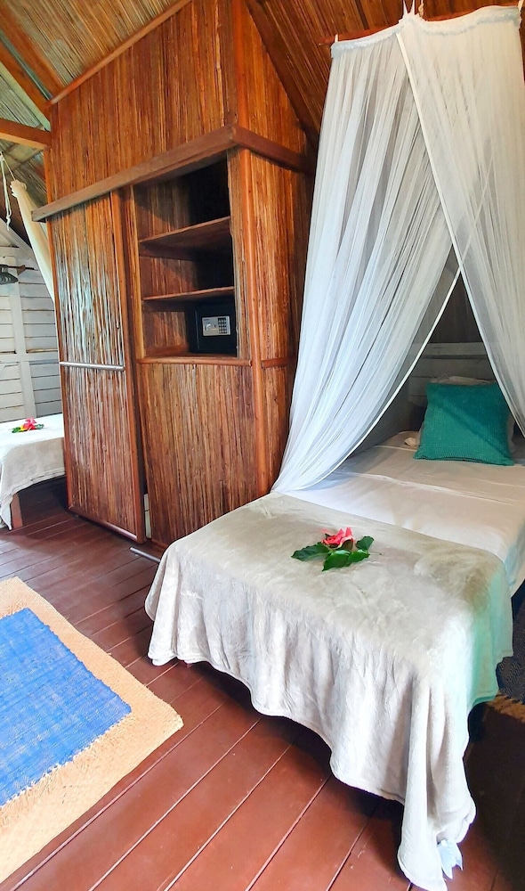 Ravoraha Ecolodge