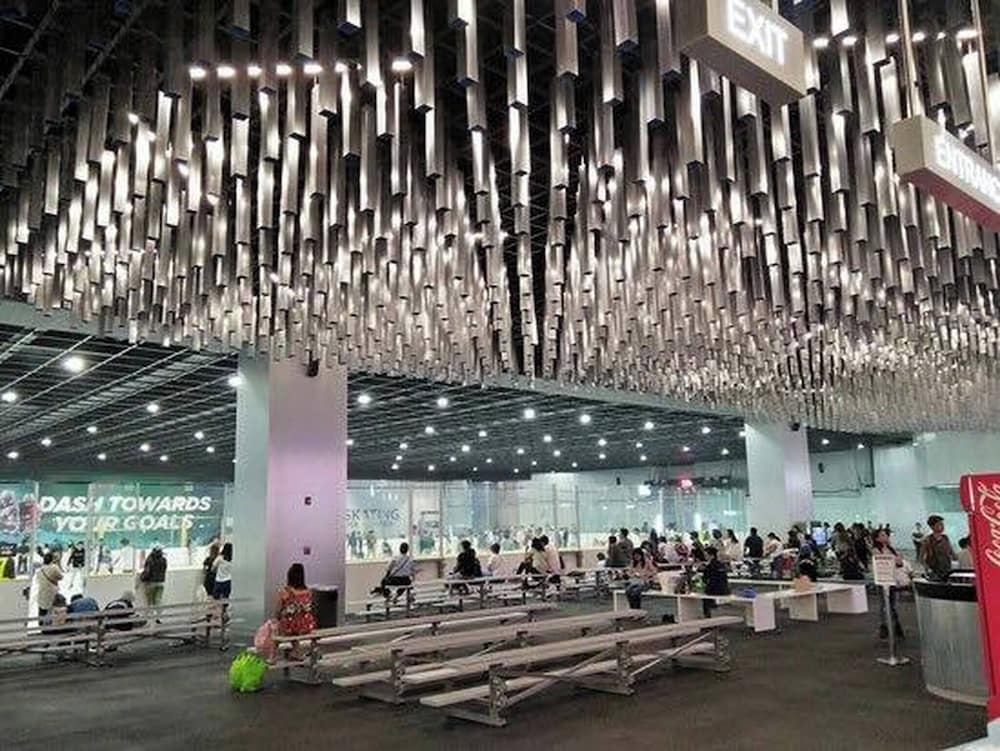 Urban Retreat at Shell Residences With Netflix 300mbps Wifi