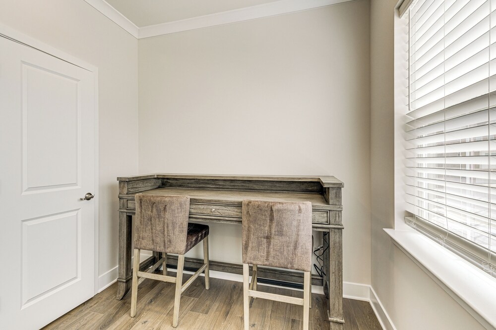 Fenced Yard: Spacious Southern Maryland Townhome!