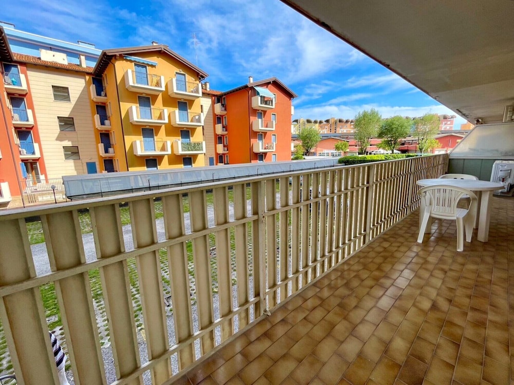 Flat in Rosolina in Residence With Pool