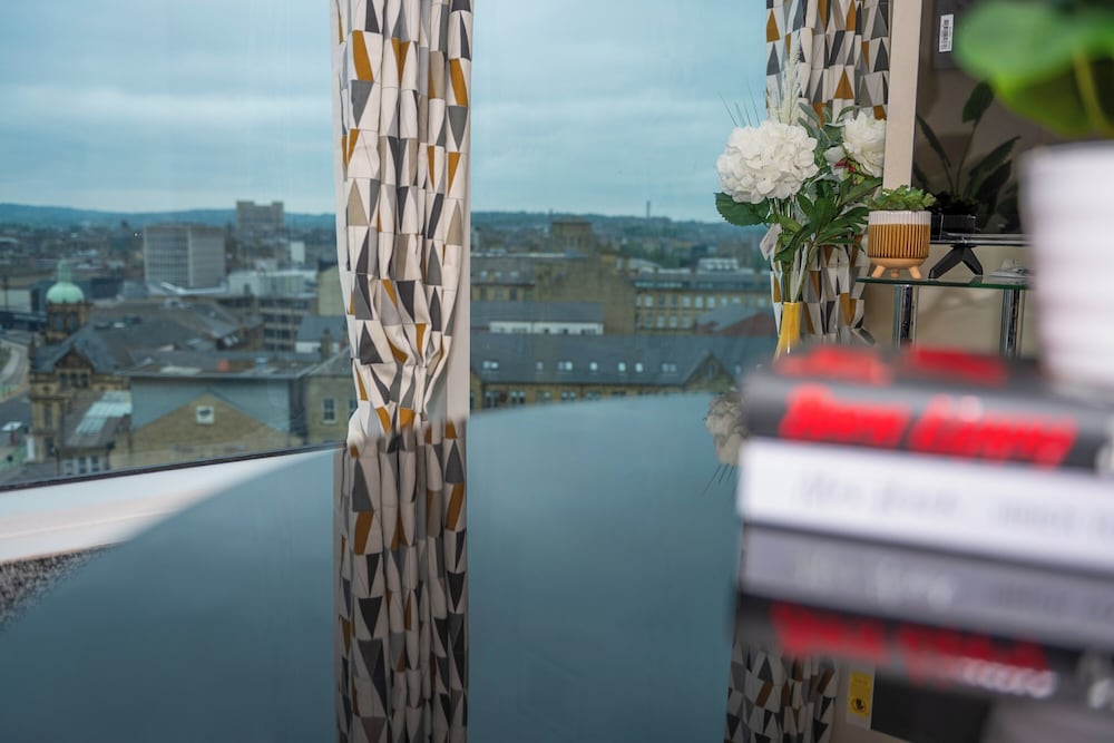 City Centre Location-family Friendly-free Parking