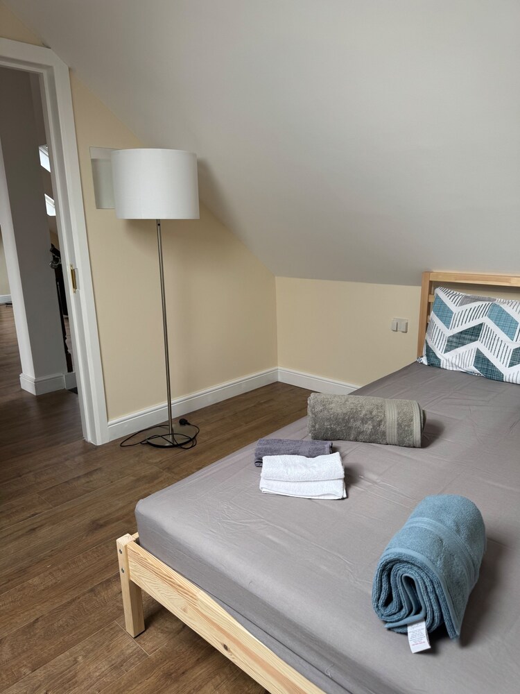 Close Central London 1 bed Apartment Sleeps 3