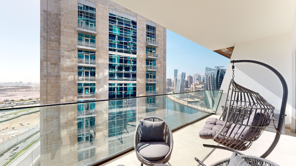 Primestay - Binghatti Canal Residences