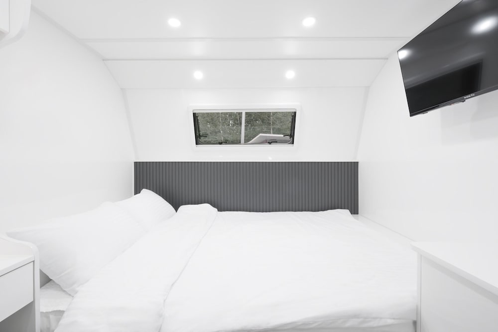Gangneung Pinehill Park Pension&caravan
