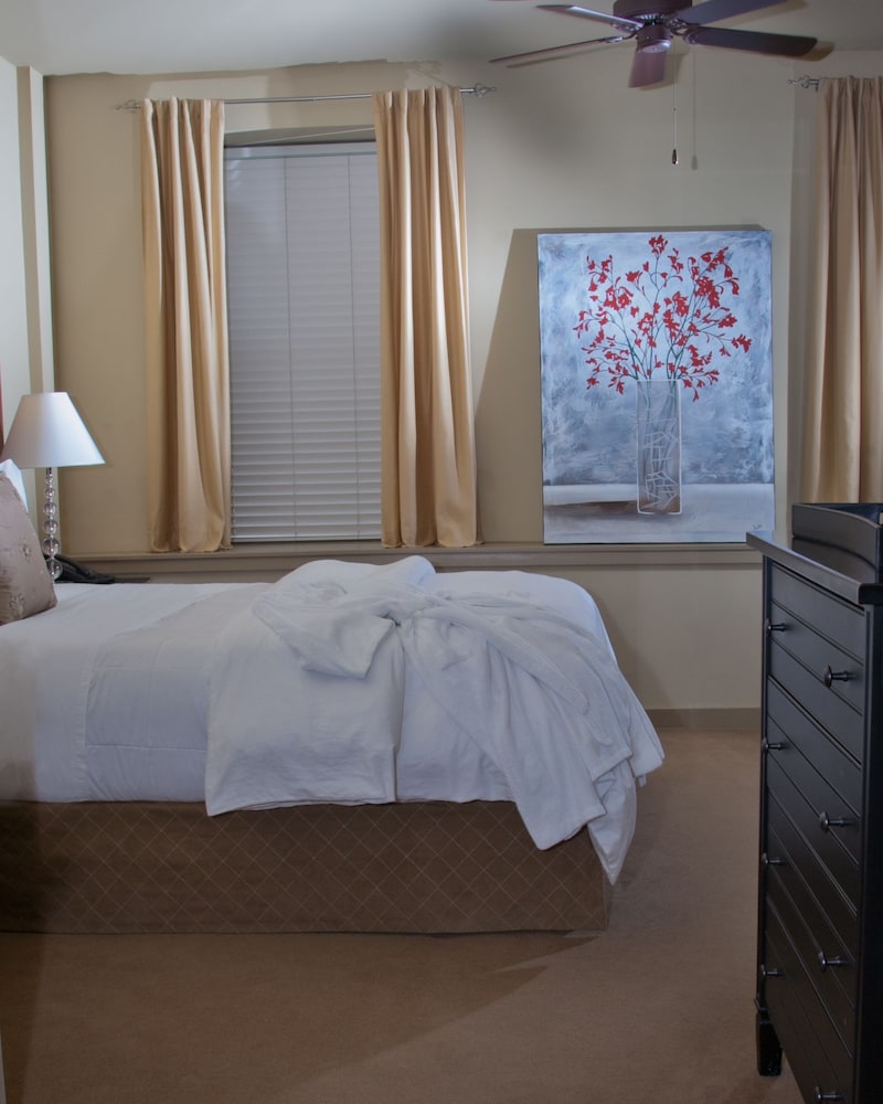 Corpus Christi Vacations - V Boutique Hotel - Property Image 9