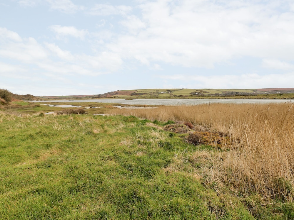 Pickleridge View