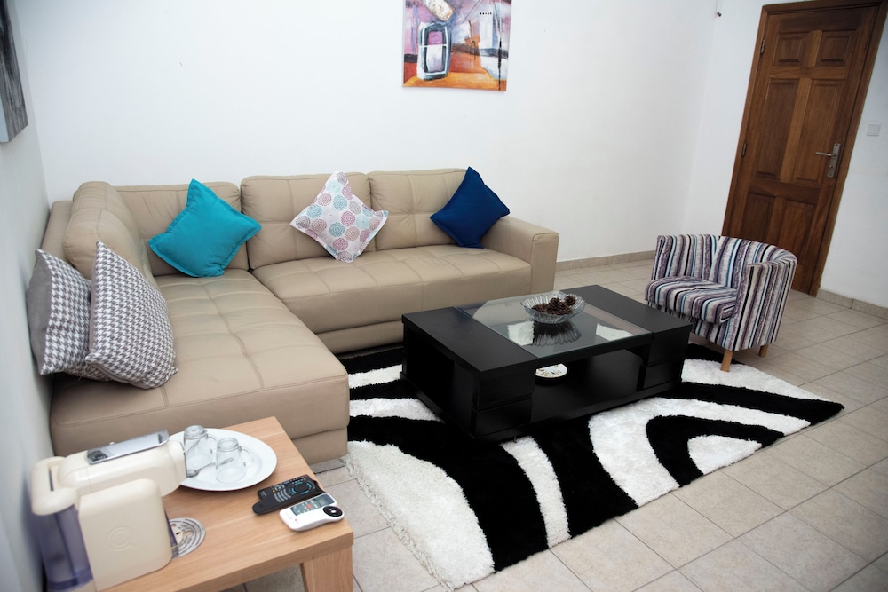 CASA LINDA