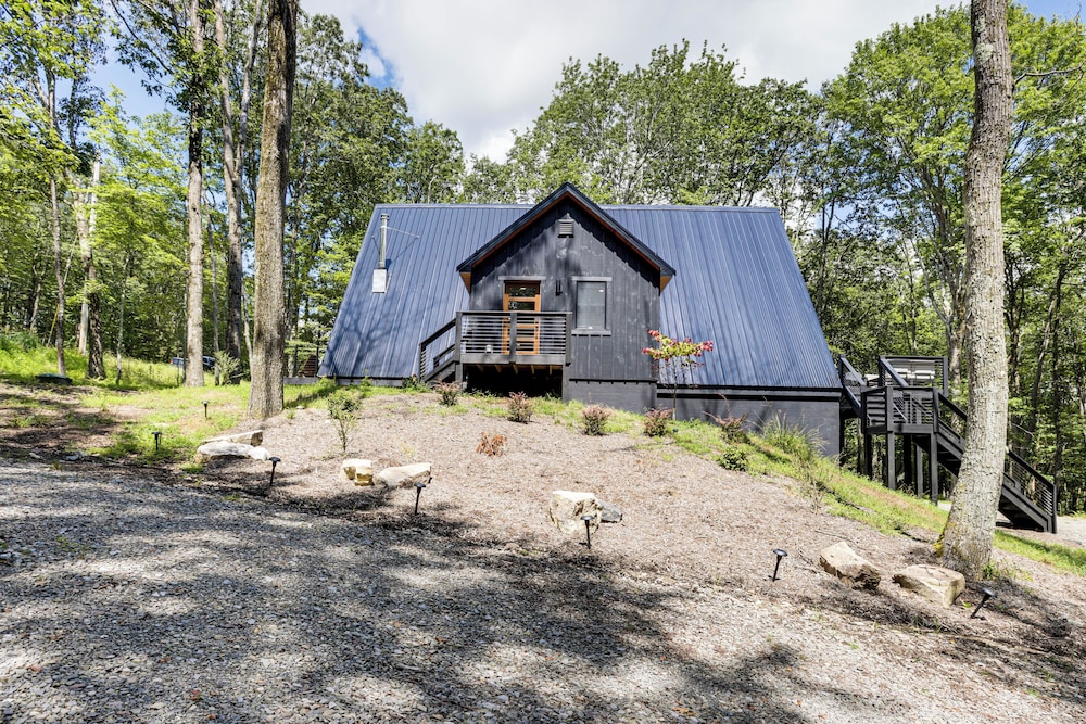 1 Mi to Resort Beach: Alpine Lake A-frame!