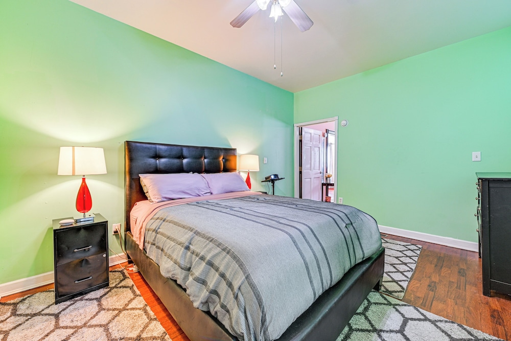 Close to Airport: Home in the Heart of Charlotte!