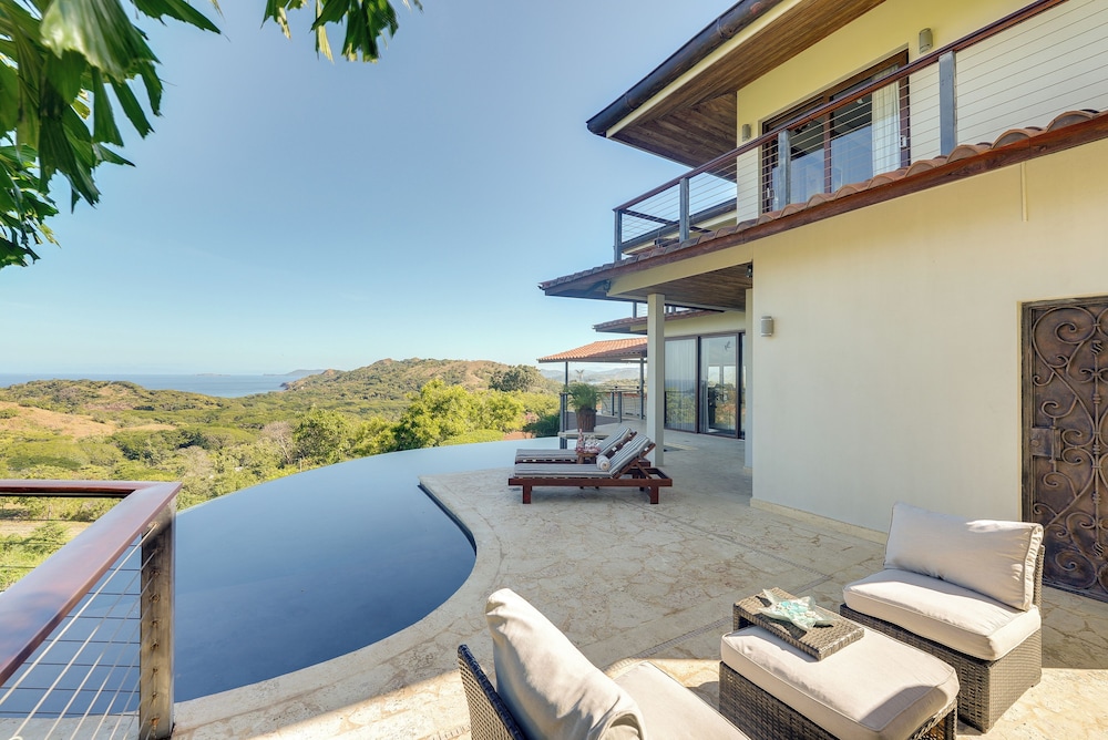 Luxury Home w/ Views & Infinity Pool: Near Beach!