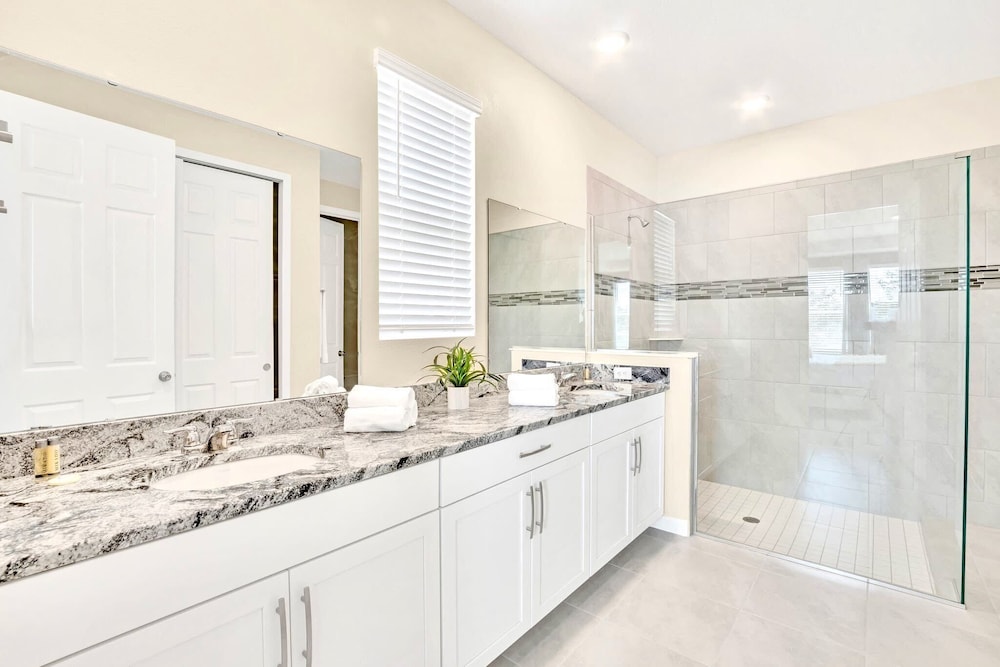 Solara 7BR Resort Home w Pool, Hot Tub & Games