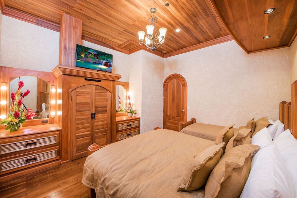 The Springs Resort & Spa at Arenal 8