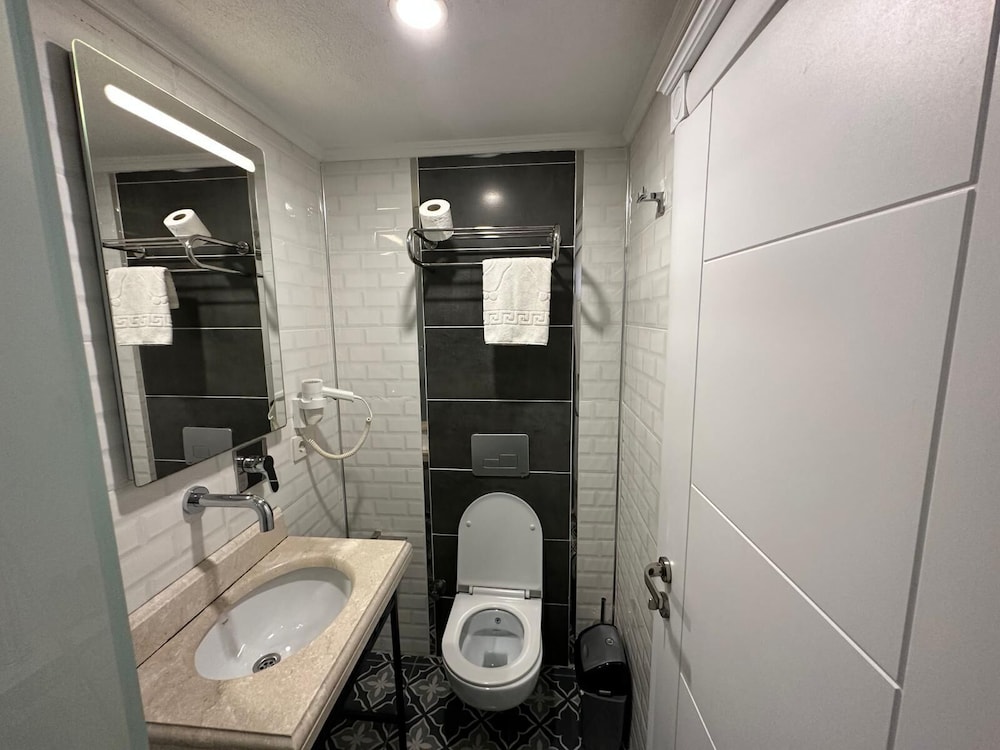 Good Night Otel İstanbul - Image 41