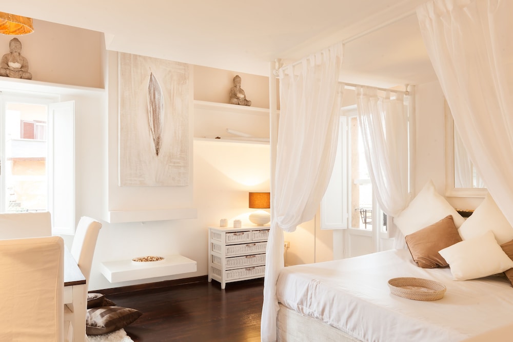 Navona Penthouse