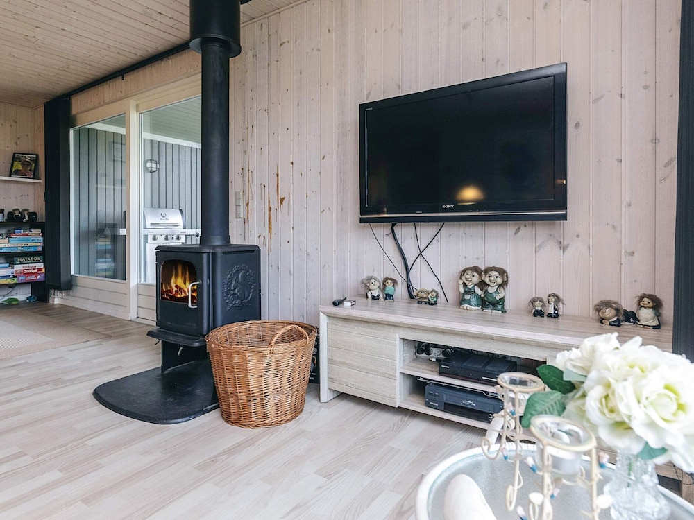 4 Star Holiday Home in Lokken