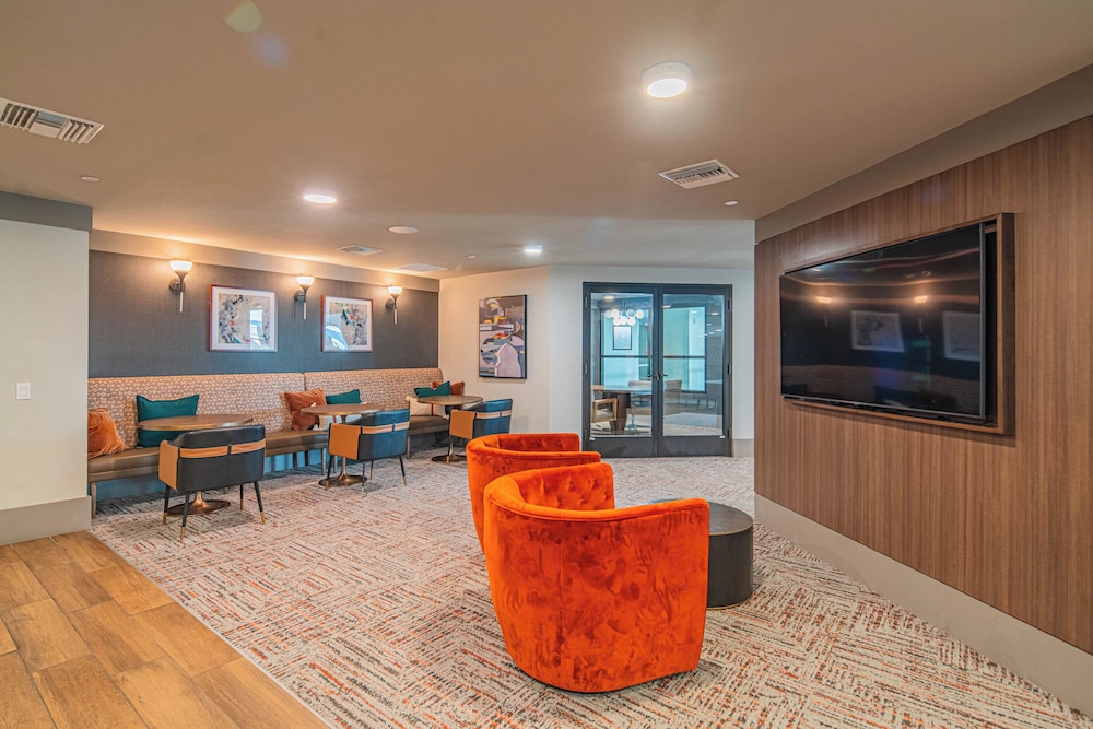 ROVE LIVING/KB - Scottsdale Grand