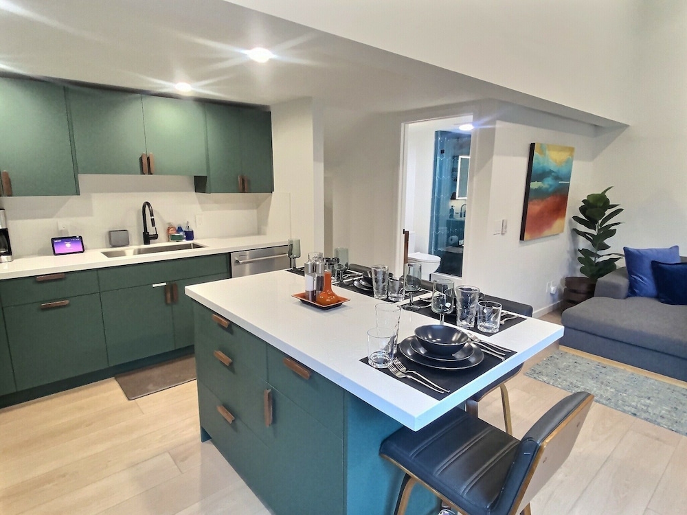Modern Majesty At Monitor #5 2 Bedroom Townhouse