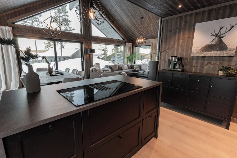 Luxury Holiday Home, Skiing, Sauna, Remote Office