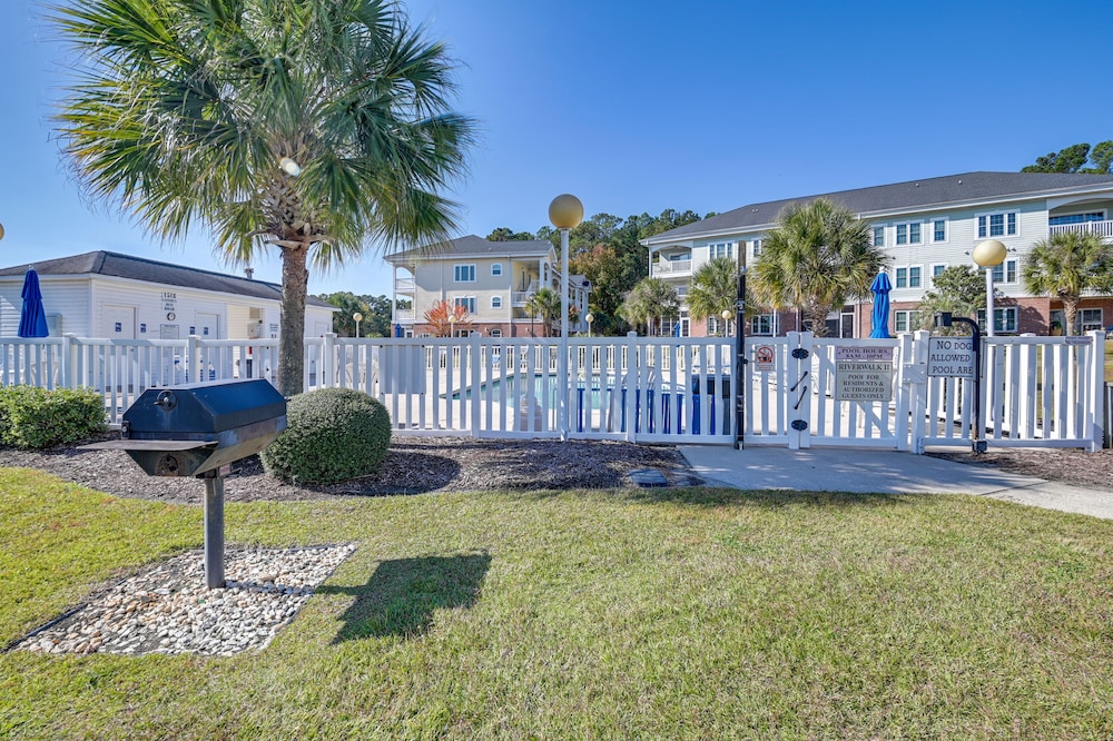 Myrtle Beach Condo w/ Screened Porch & Pool Access view 2