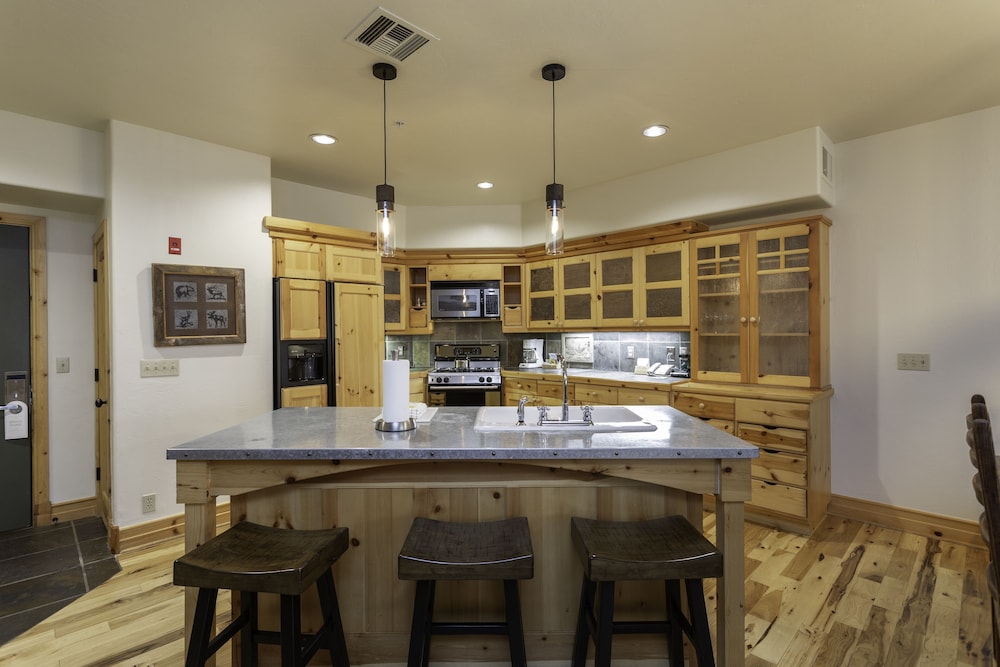 The Lodges at Deer Valley 2 Bedroom Condo