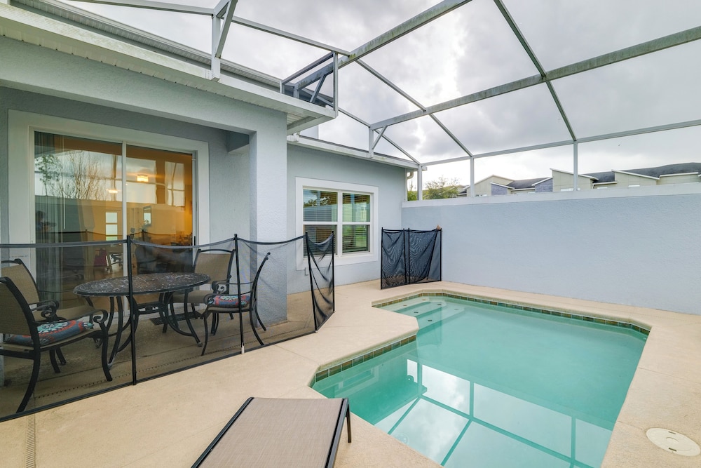 Pet Friendly! Townhome w/ Pool in Championsgate