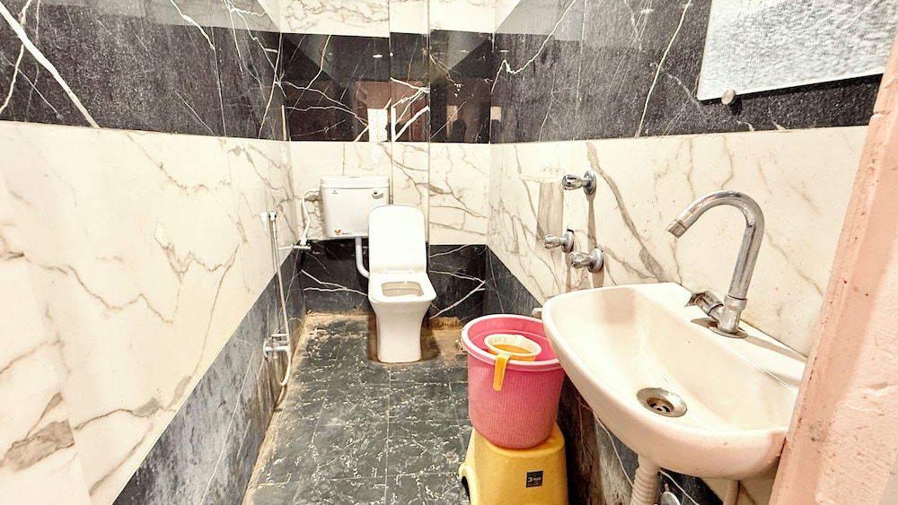 Premium Hotel Sipra near Mahakal Temple
