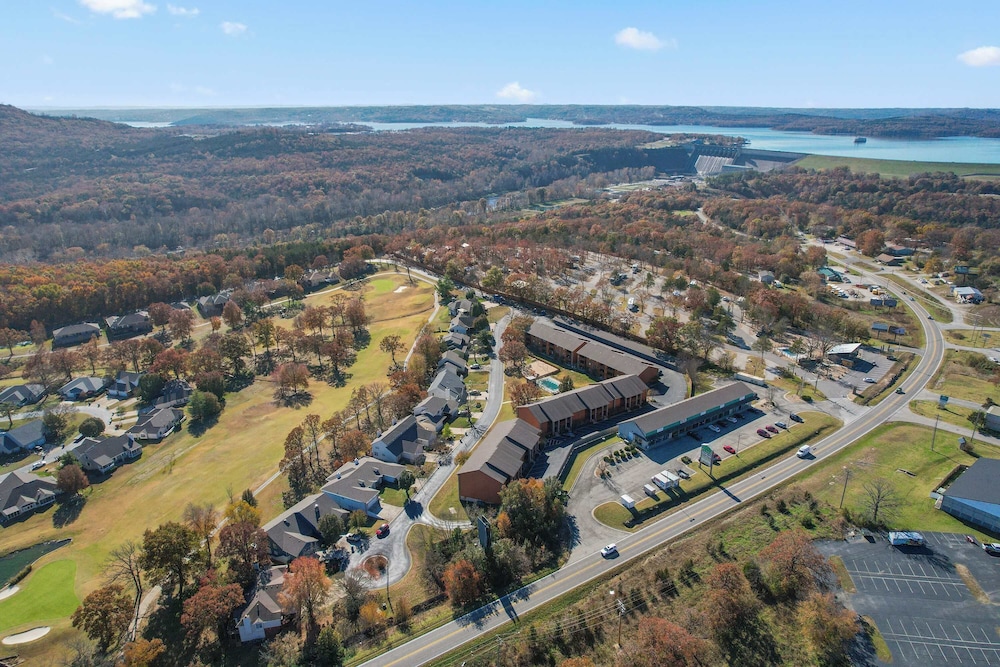 Avondale Hideaway Condo for 6
