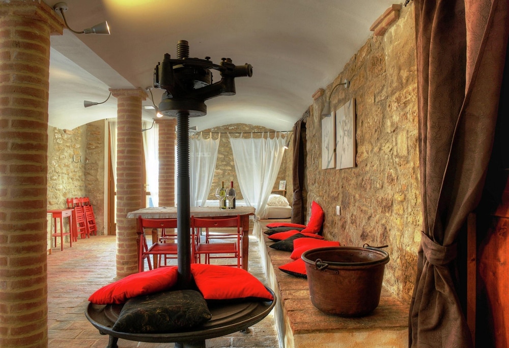 Scenic Holiday Home in Modigliana