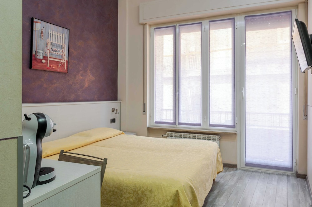Hotel 3 Comfort and Serenity Heart of Ventimiglia photo 1