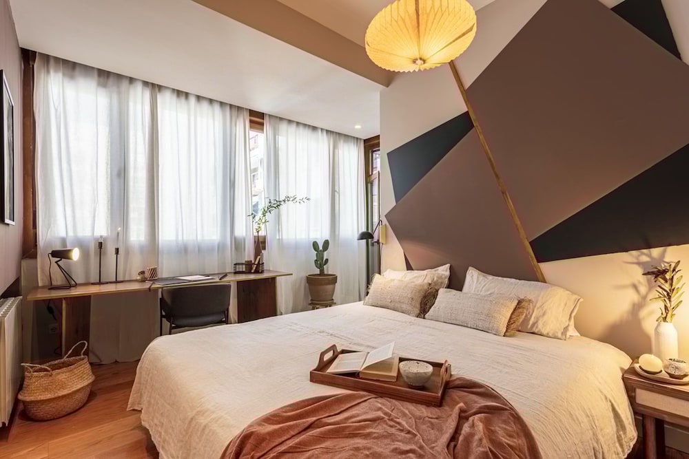 Guban - 2 Bedroom and Balcony in Azca