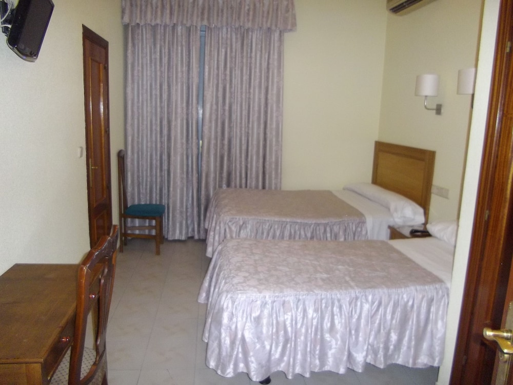 Hostal Rivera - Image 3