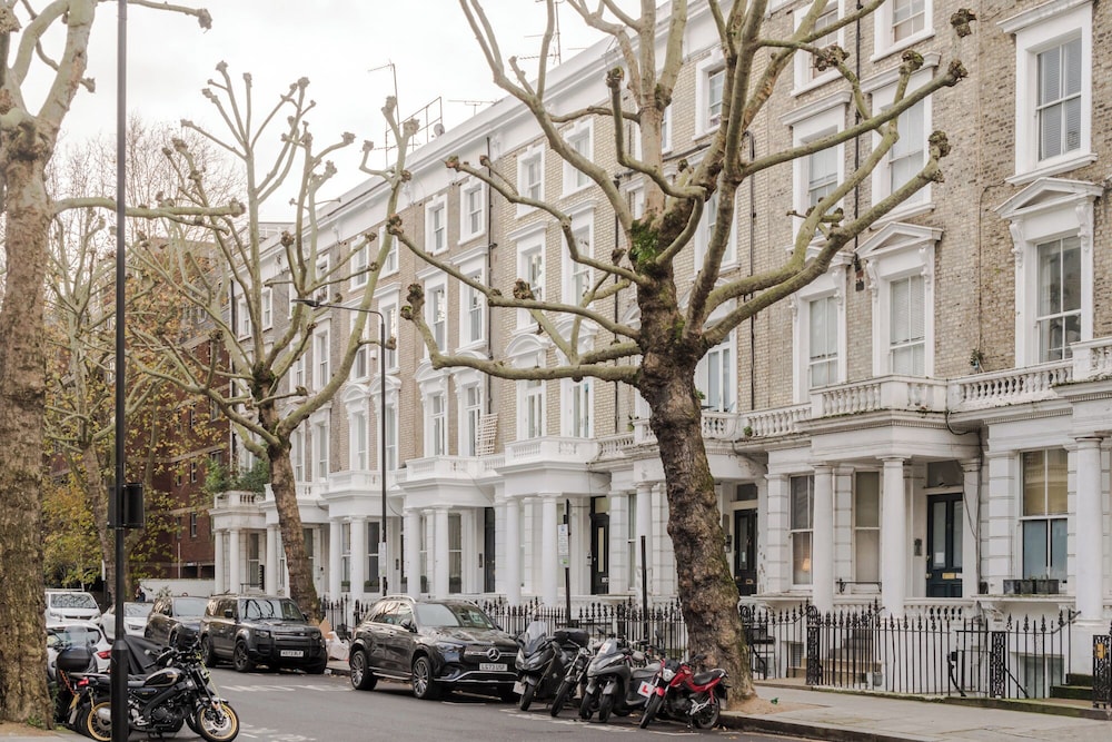Your Apartment - Kensington