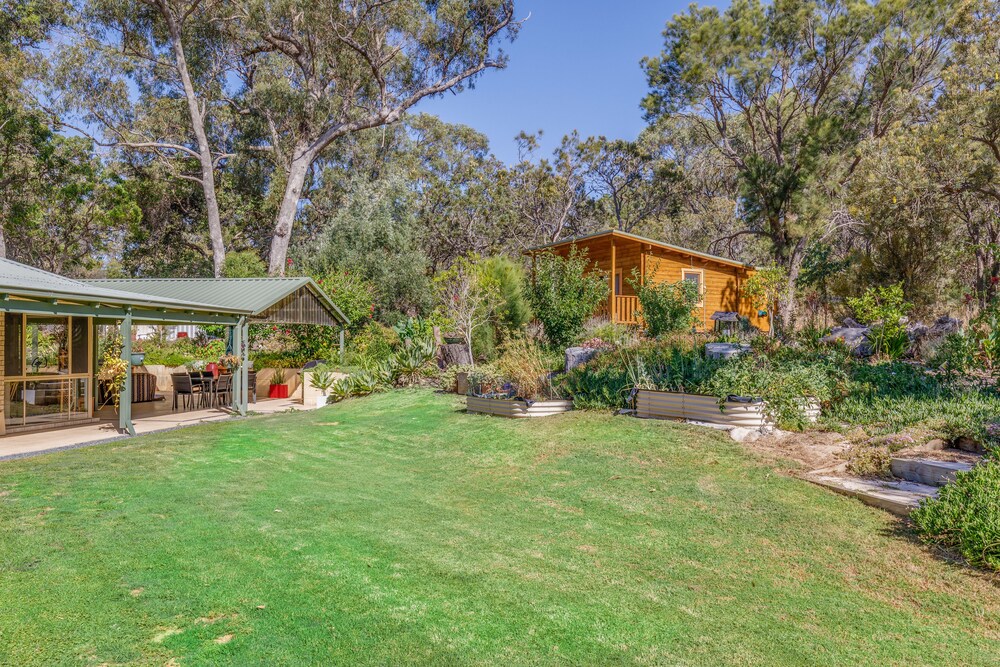 Devonleigh Bed & Breakfast