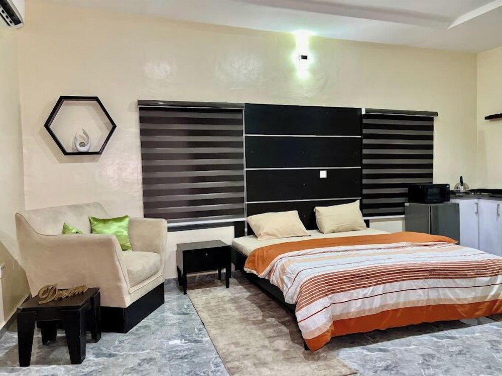 Wedgewood One Shortlet Apartment